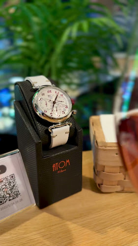 カフェバー L’ATELIER et Brasserie ATOM Milano（アトリエ･ブラッスリー･アトムミラノ）銀座 - 飲食業