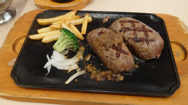 Opinii despre ヴィクトリアステーション 厚別店 în 札幌市 - 飲食業