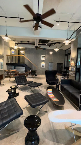 ROJU NAKAMEGURO - 目黒区