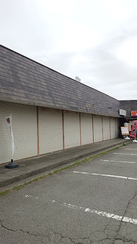 すみれ商店「インスタ、HP見てください」予約はLINEです - 飲食業