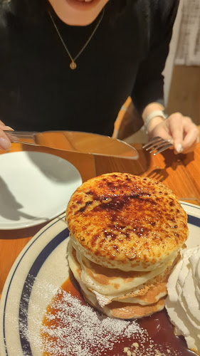 Opinii despre コナズ珈琲成城 în 調布市 - 飲食業