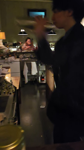 〒542-0085 大阪府大阪市中央区心斎橋筋１丁目５−２ 心斎橋筋1丁目5-2 2F