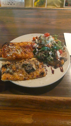 Opinii despre Tony Tony Pizza în 名古屋市 - 飲食業