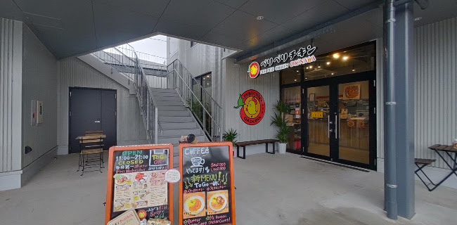 Opinii despre ペリペリチキン 本店 フォレストマーケットライカム クリスマスチキン în 北中城村 - 飲食業