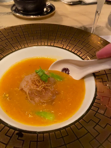 Opinii despre ヘイフンテラス în 千代田区 - 飲食業