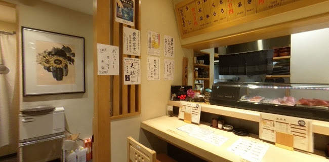 Opinii despre おやじすし一喜 蒲生店 în 大阪市 - 飲食業