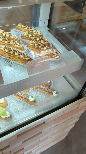 オーダーケーキ＆エクレア スクレ（SUCREE）