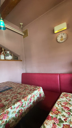 Opinii despre ナヴォーナ în 広島市 - 飲食業