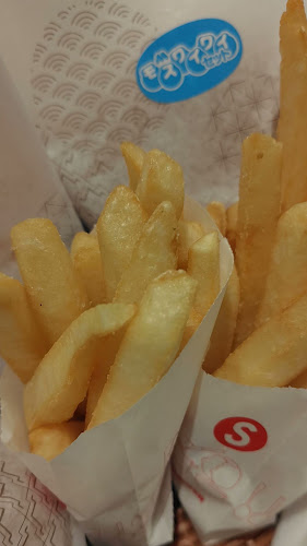 Opinii despre MOSDOイオンモール広島府中ショップ în 府中町 - 飲食業