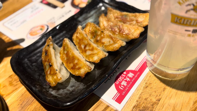 Opinii despre らーめん しおじ în 大阪市 - 飲食業