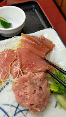 どんぶりや - 飲食業