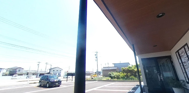 〒930-0953 富山県富山市秋吉１２０−５ イーストテラス