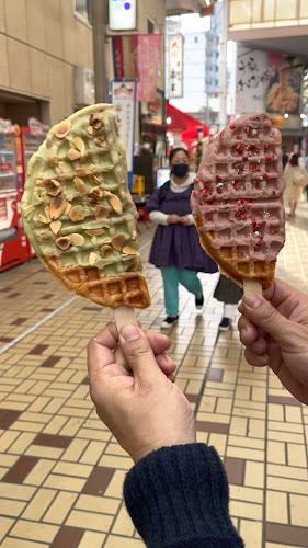 Opinii despre シェ・シバタ エクスプレス în 名古屋市 - 飲食業