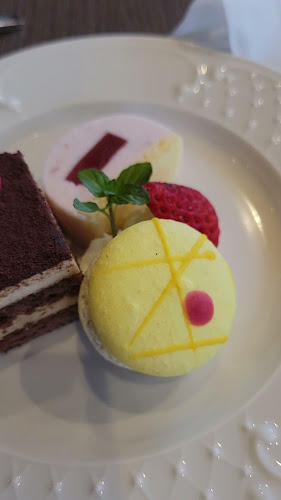 Opinii despre カフェテラス 1952 în 浜松市 - 飲食業