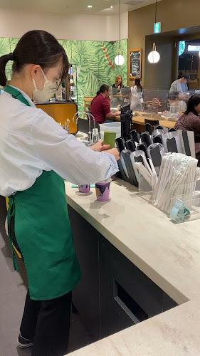 Comentarii opinii despre スターバックス コーヒー JR上野駅 入谷改札前店