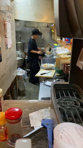 辛麺屋 輪 宮崎店 - 飲食業