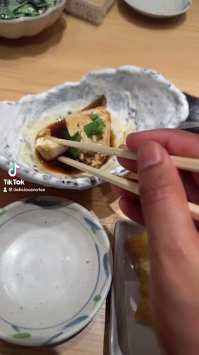 Opinii despre 寿司活 ＧＥＭＳ中目黒店 în 目黒区 - 飲食業