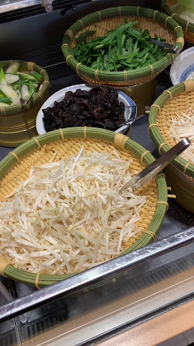 Opinii despre しゃぶ葉 東広島フジグラン店 în 東広島市 - 飲食業