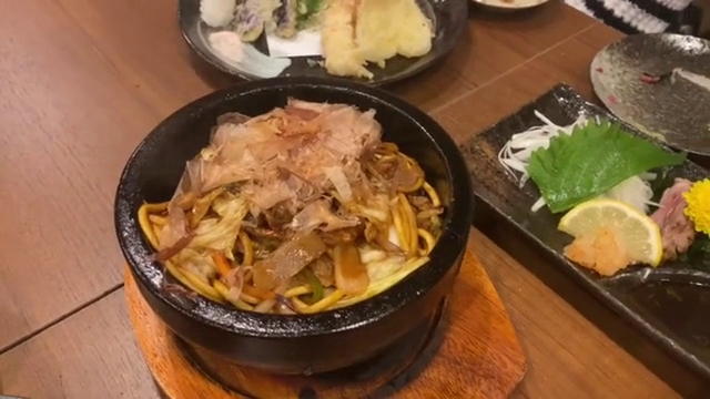 Opinii despre オッサンすし酒場 în 大阪市 - 飲食業