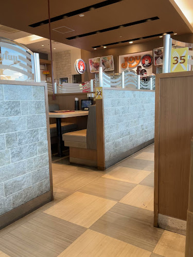 〒901-2227 沖縄県宜野湾市宇地泊５５８−１０