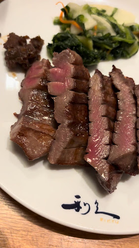 Opinii despre 牛たん炭焼 利久 泉本店 în 仙台市 - 飲食業