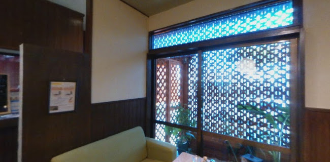 Opinii despre 京風おばんざい&カフェ まんまる în 名護市 - 飲食業