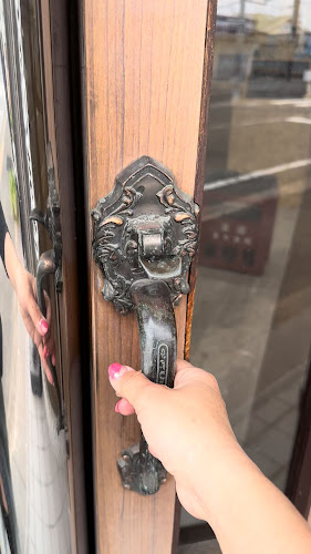 24時間 無人ホルモン直売所 富田林店 - 富田林市