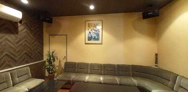 輪舞曲 - 飲食業