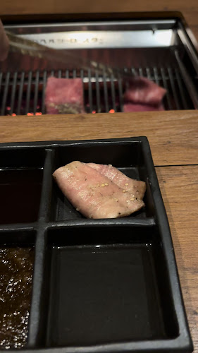 焼肉 牛者 - 飲食業