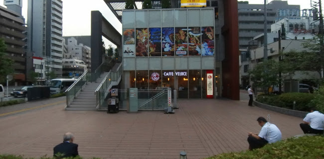 カフェ・ベローチェ 新橋四丁目店