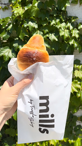 mills by TruffleBAKERY 長野店《ミルズ バイ トリュフベーカリー》