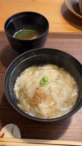 京ゆば処静家 二条城店 - 飲食業