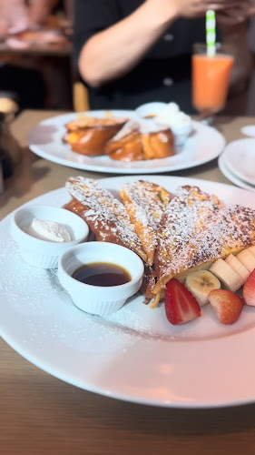 サラベス 東京店 - 飲食業