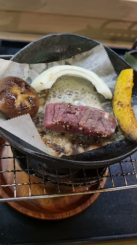 すし丸 本店 - 飲食業