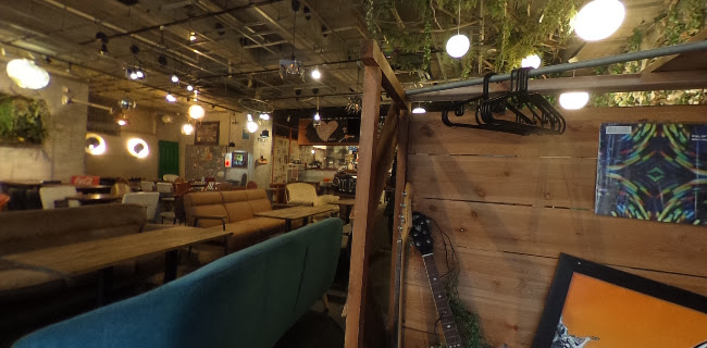 FES by asobi - 飲食業