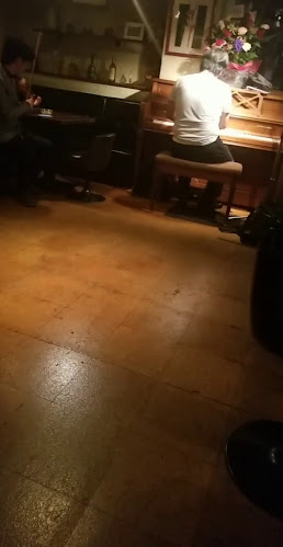 Opinii despre キーストン バー în 松山市 - 飲食業