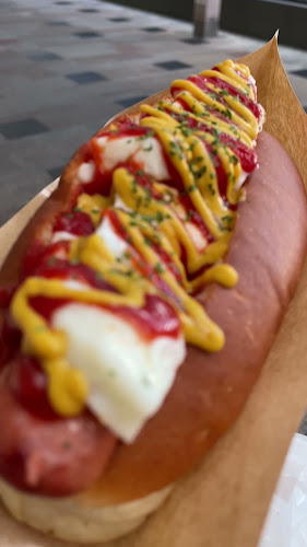 Opinii despre ライオンドッグ în 高松市 - 飲食業