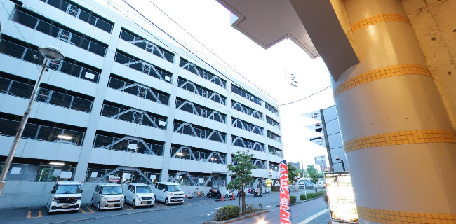 肉バルGYUUU徳島駅前店 - 飲食業