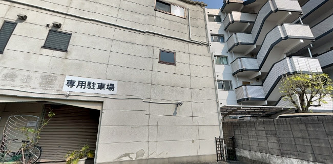 La Cave - PJ （PJワインセラー）