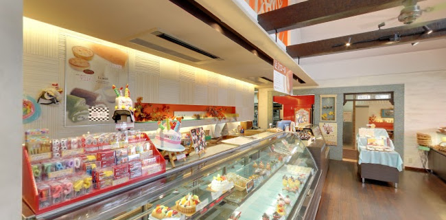 ケーキ工房 ル・ノール - 飲食業