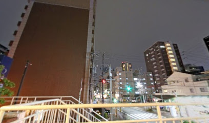 タベルナ３３５