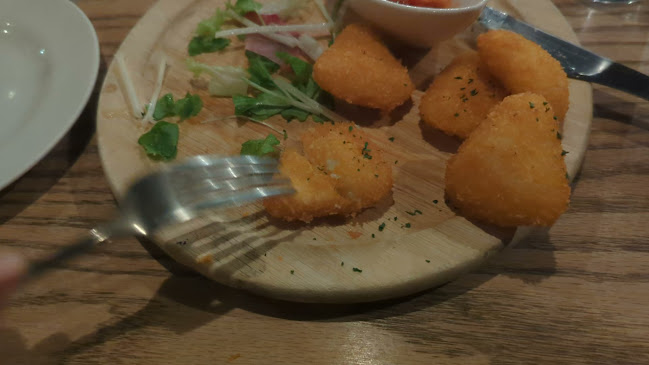 〒248-0021 神奈川県鎌倉市坂ノ下３４−１