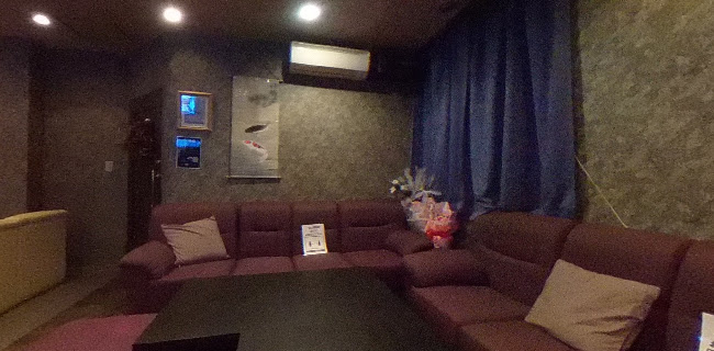 ルテシイア - 飲食業