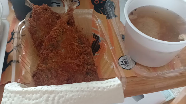 Opinii despre 唐揚げ専門 あがた商店 船越店 în 浜松市 - 飲食業