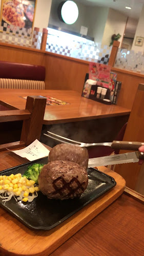 Opinii despre ビッグボーイ 葛飾白鳥店 în 葛飾区 - 飲食業