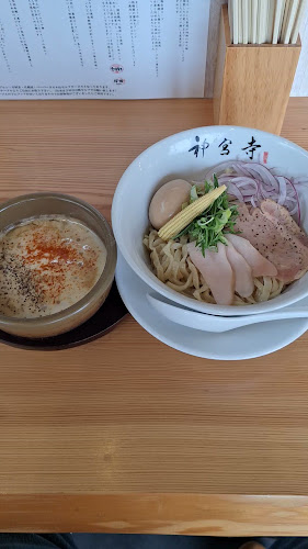 Opinii despre 二層泡鶏白湯 神宮寺 în 小牧市 - 飲食業