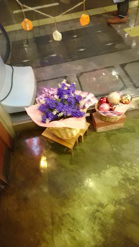 Opinii despre ミスタードーナツ 北野田駅前ショップ în 堺市 - 飲食業