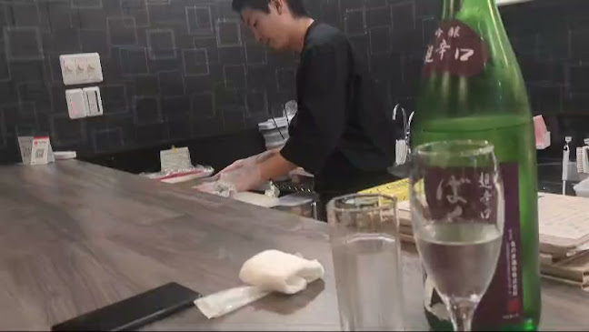 お寿司の食べられるBar BLOSSOM