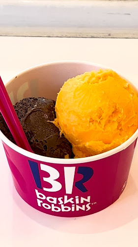 Opinii despre サーティワンアイスクリーム 四条河原町店 în 京都市 - 飲食業