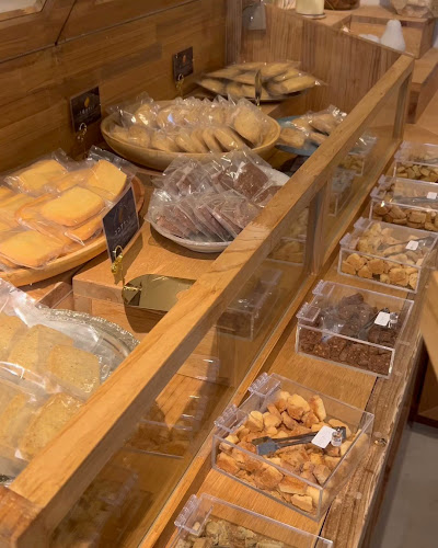 Opinii despre 焼き菓子 toi -トイ- 覚王山 în 名古屋市 - 飲食業